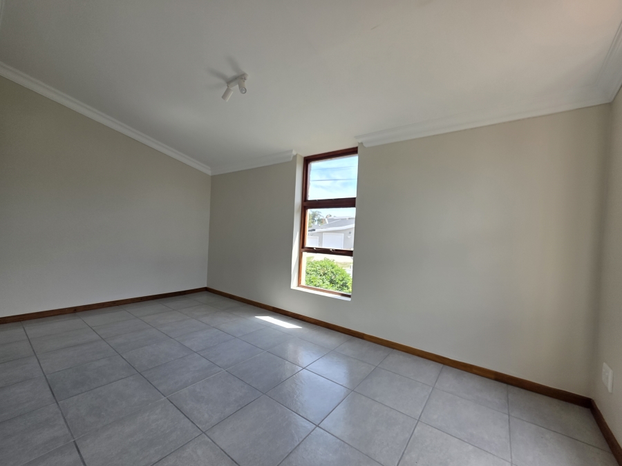 5 Bedroom Property for Sale in Bayview Western Cape